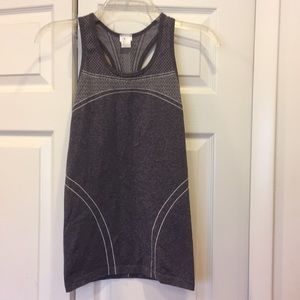 GapFit Workout Top Size XS